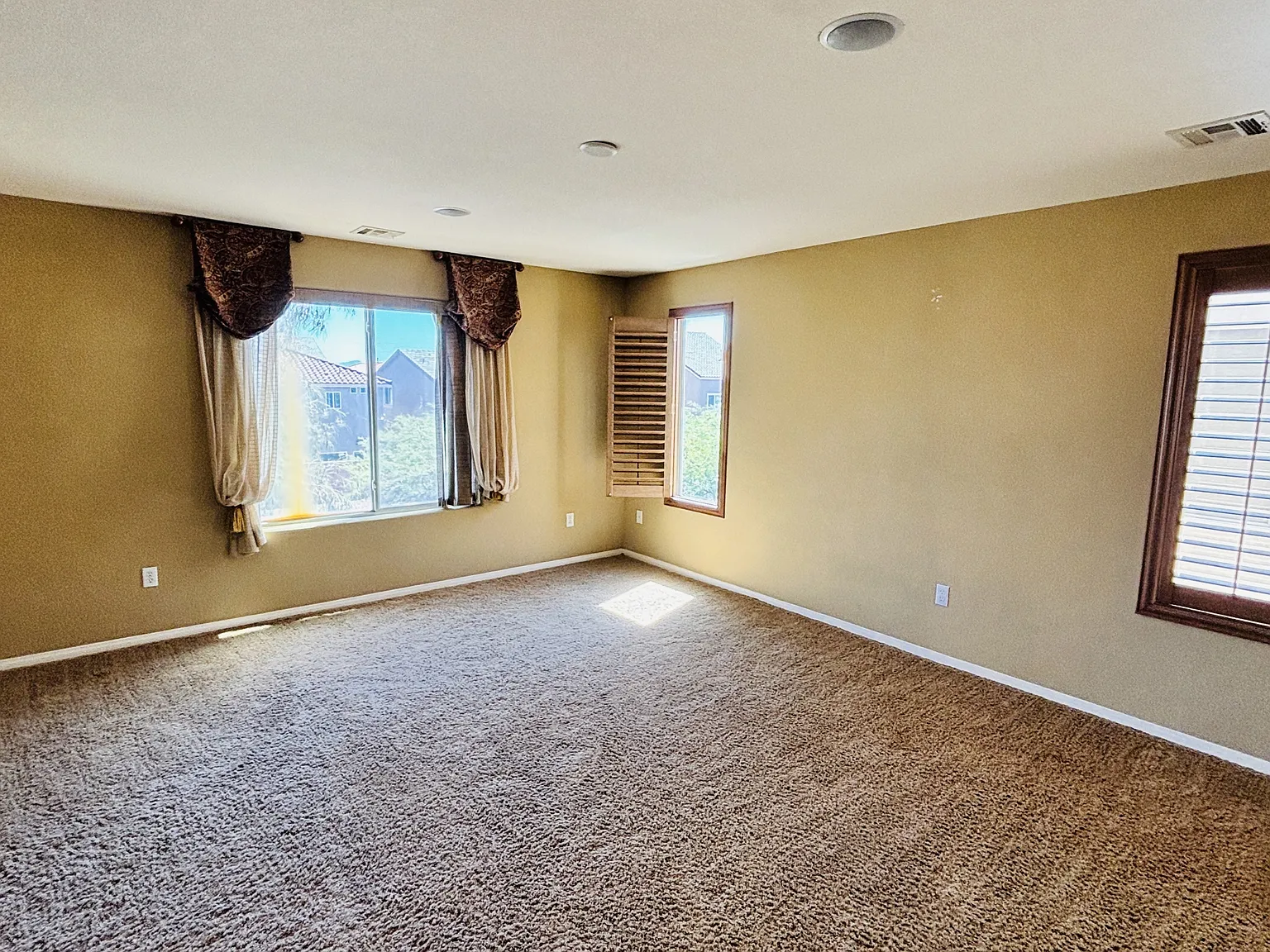 7772 Soda Canyon St - 1 — Photo 3