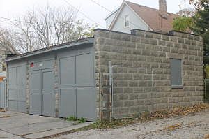 2nd image of 1415 W Madison St