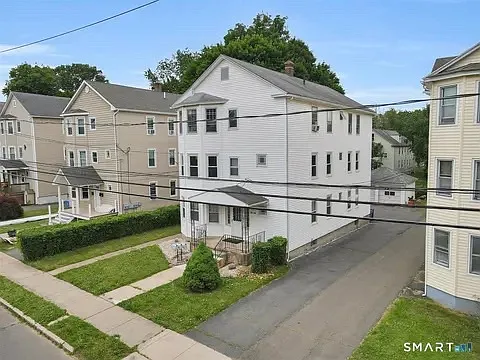 2 bed, 1226 sqft, $1,900 — Photo 2