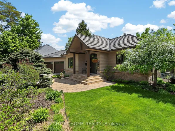13 Alpine Way, Oro Medonte, ON L0L 2L0