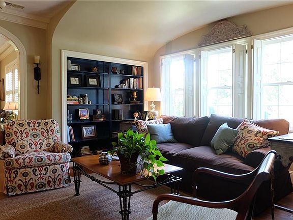 2nd image of 1717 Wilmington Ave