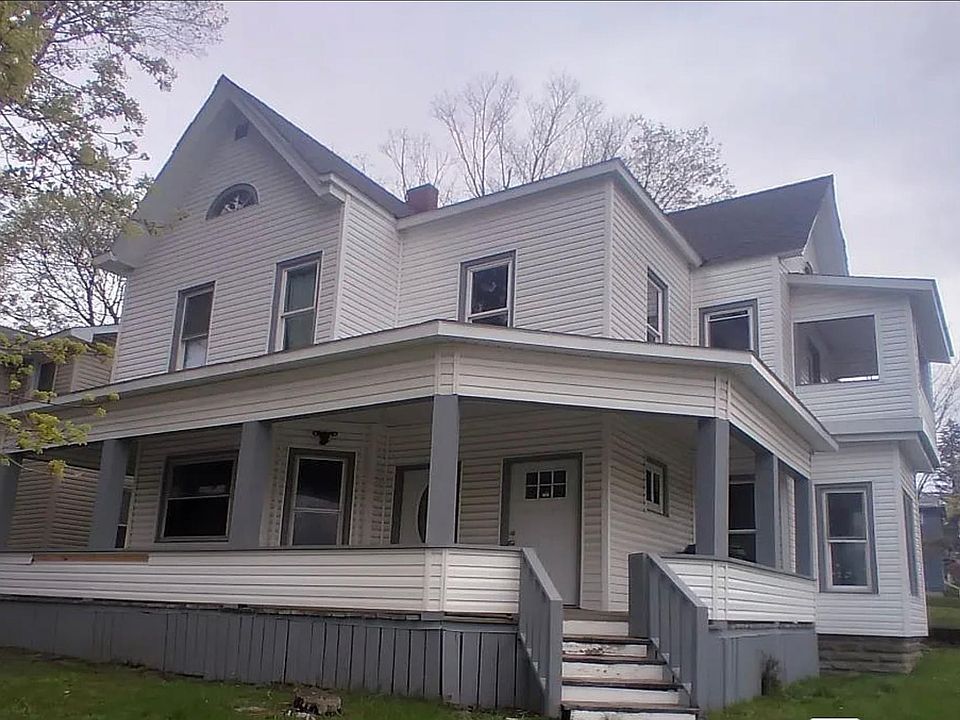 1st image of 1002 N Main St #1/2