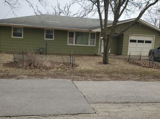 3599 Crescent Ct, Dubuque, IA 52003