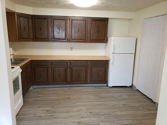 3rd image of 9234 Niemel Dr APT 1