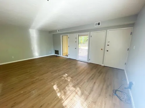 3417 Evergreen Rd Photo 1