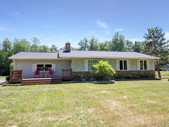 3rd image of 29033 58th Ave
