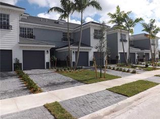3424 NW 13th St, Lauderhill, FL 33311