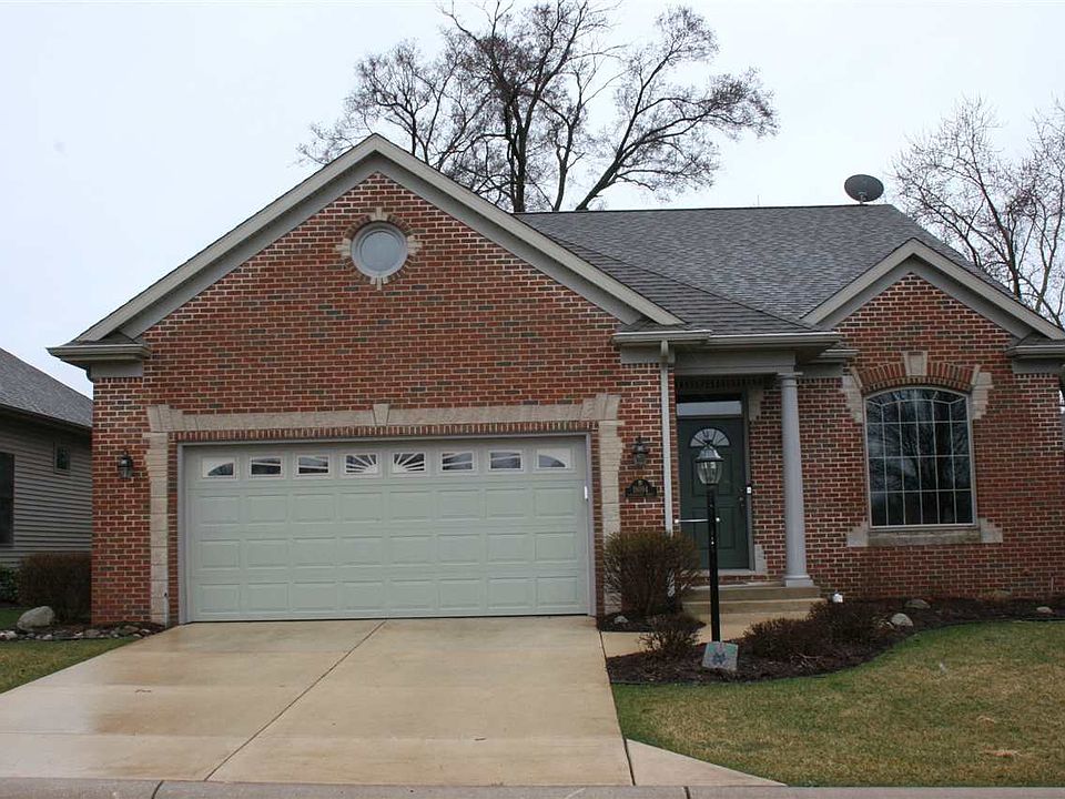 1st image of 18094 Cloverleaf Dr S