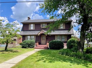 1608 Ridge Ave, New Castle, PA 16101