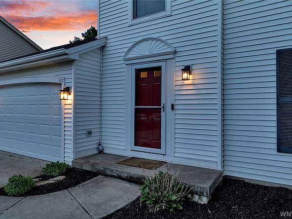 3rd image of 387 Seneca Pl