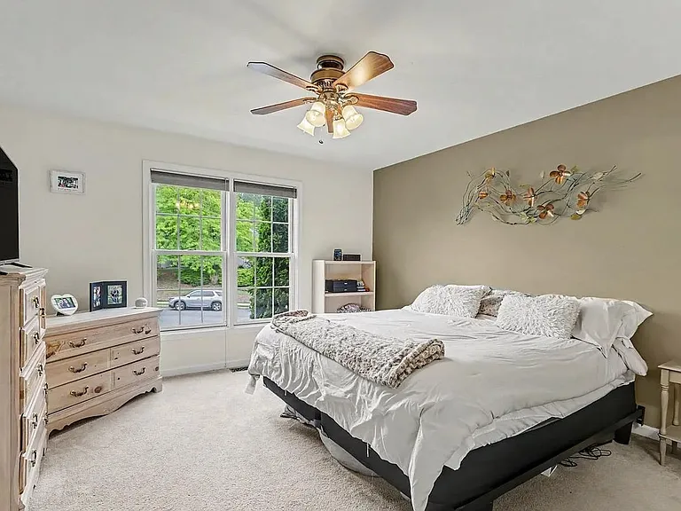 1212 Overlook Rd — Photo 12