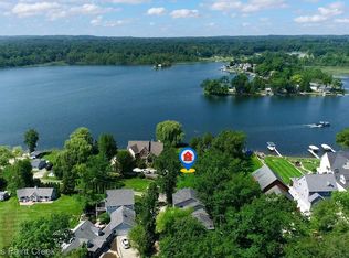 2511 Kingston Rd, Leonard, MI 48367