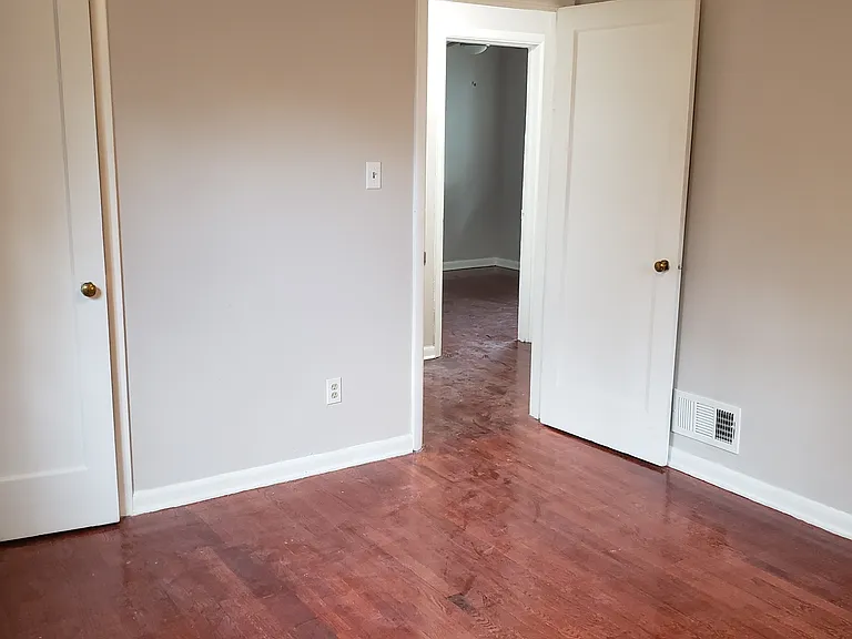 1218 E Uintah St — Photo 8