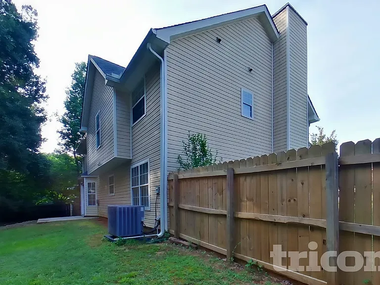 217 Metoyer Dr — Photo 15