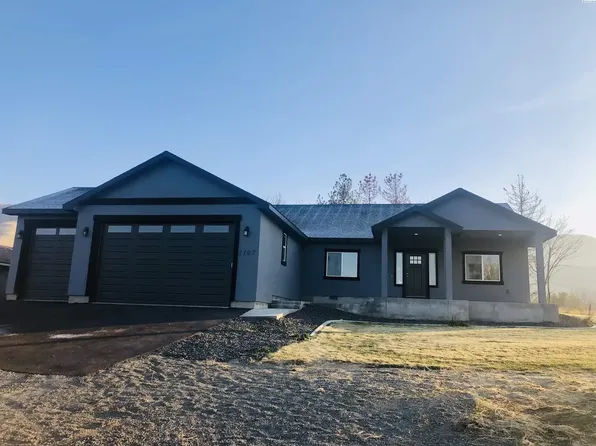 1107 Brown St, Prosser, WA 99350