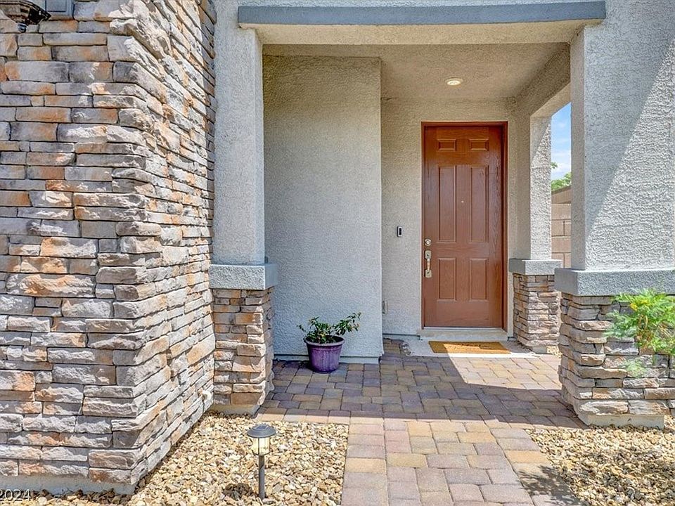 2884 Amphion Ct, Las Vegas, NV 89142 | Zillow