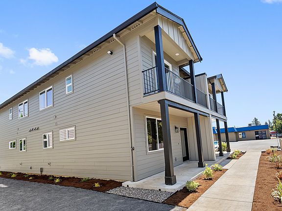 5th image of 930 Molalla Ave #4