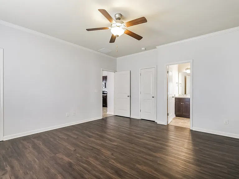 1314 Little Hampton Dr — Photo 10