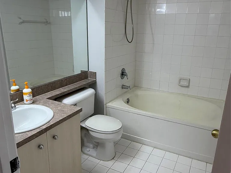 11165 SW 6th St #204 — Photo 27