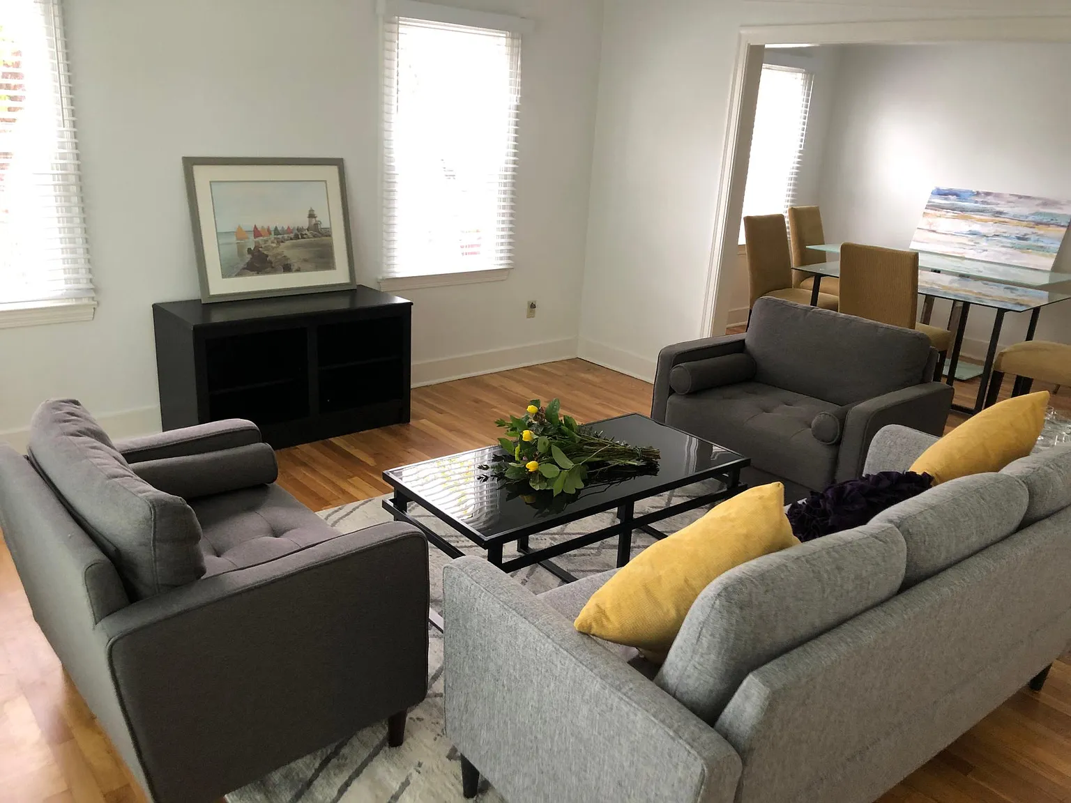 2 bed, 1000 sqft, $3,850 — Photo 2
