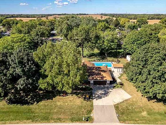 3rd image of 2088 Havaview Dr