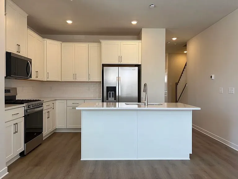 101 Abramo Victor Dr #48 — Photo 14
