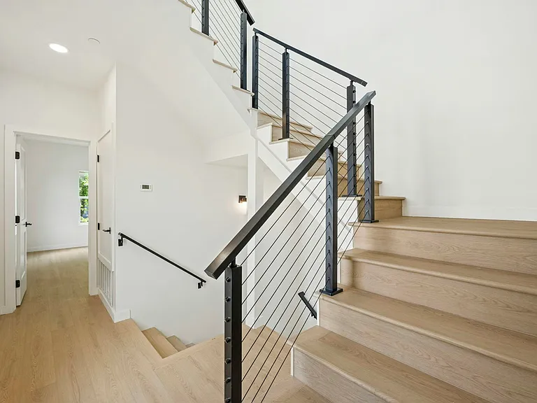 726 Arthur St #102 — Photo 13