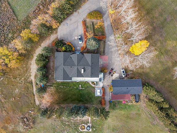 4th image of 280 Grasswood Road