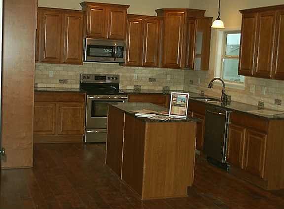 5th image of 2208 Hearthstone Cir