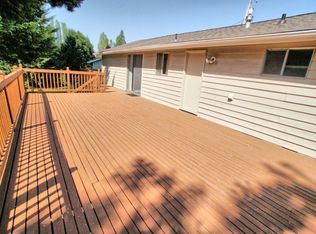 5813 155th Ave NE, Redmond, WA 98052