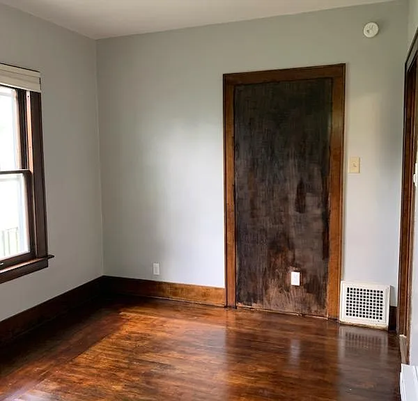 1002 S Michigan Ave #B — Photo 15