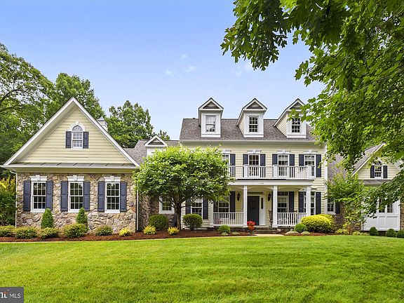 3rd image of 11090 Sandy Manor Dr