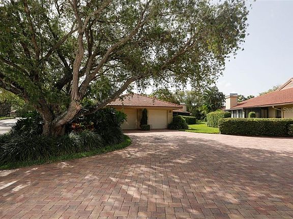 3rd image of 1742 Landings Blvd #38