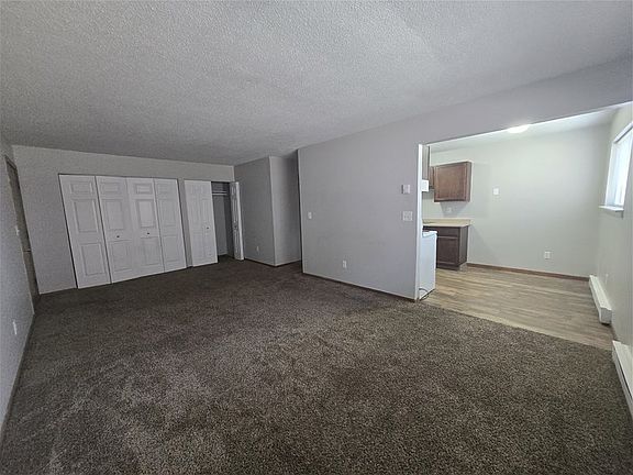 4th image of 502 Lewis Ave E #101