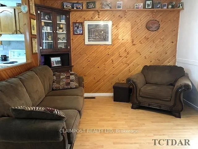 76 Croatia Ave — Photo 5