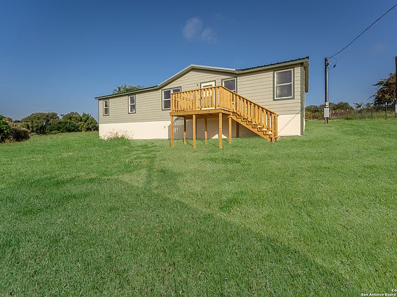 2nd image of 658 COUNTY ROAD 124