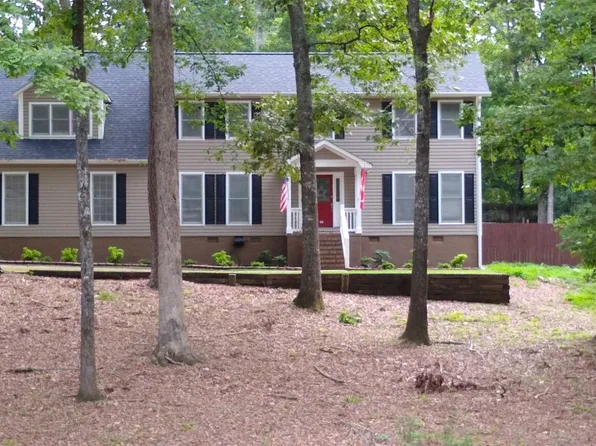 1024 Warwick Dr, Macon, GA 31210