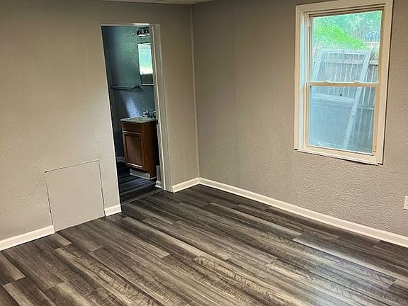 3rd image of 245 N Balph Ave Floor 1