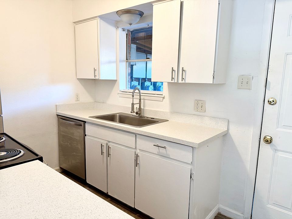 1st image of 2104 James Bowie Dr APT 13