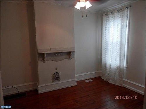 4th image of 2709 E Lehigh Ave
