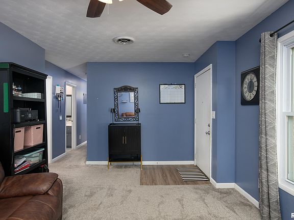 4th image of 2215 Michelle Dr