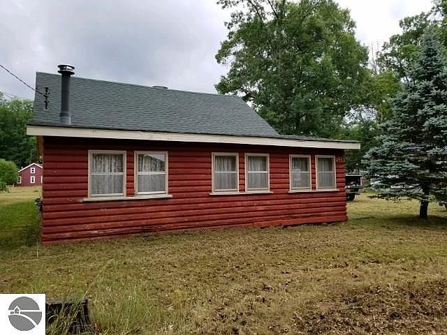 1st image of 4985 Lucinda Dr