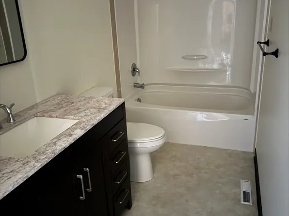 (undisclosed Address), Klamath Falls, OR 97601