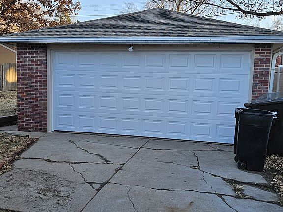 2nd image of 4141 C St