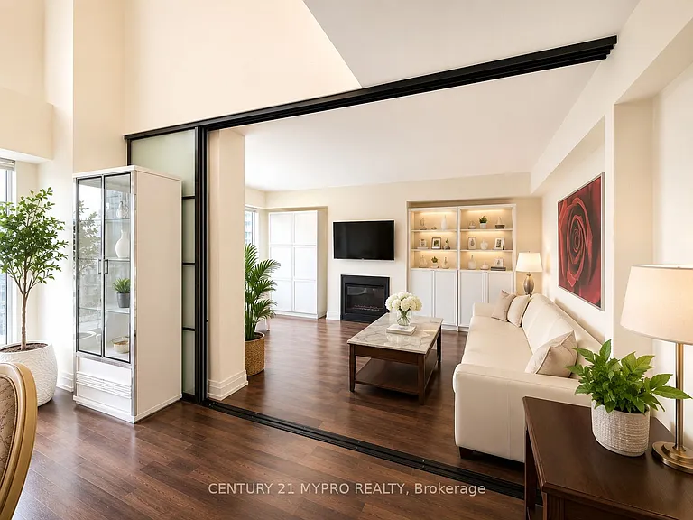 565 Wilson Ave #W1308 — Photo 2