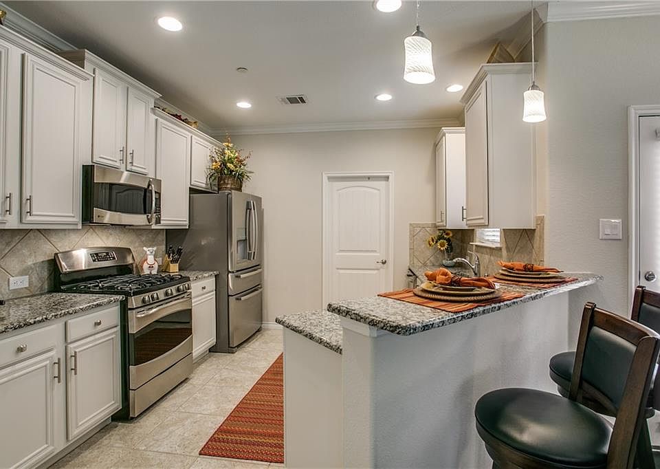 1st image of 5521 Cojimar Dr