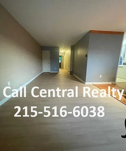 7933 Brous Ave — Photo 2