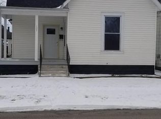 137 1st St, Shelbyville, IN 46176