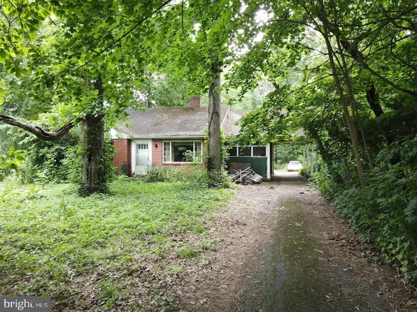 1733 Lancaster Rd, Manheim, PA 17545