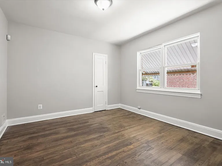 4015 Duvall Ave — Photo 18